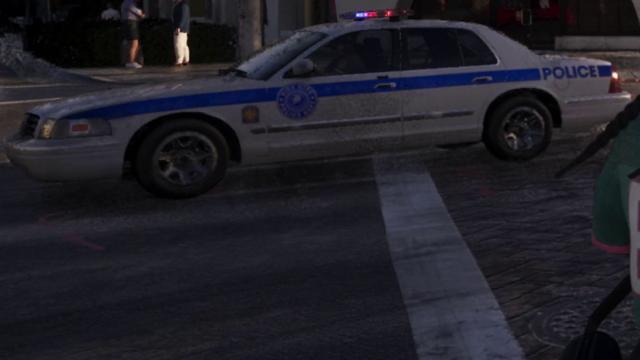 Vapid Police Cruiser (Stanier LE) w Grand Theft Auto VI — kadr z paczki redakcyjnej V049